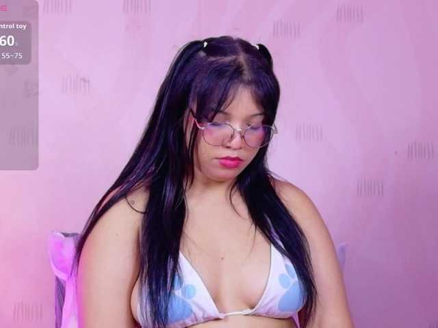 innocenthazel live cam on BongaCams