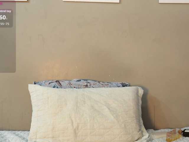 innocenthazel live cam on BongaCams
