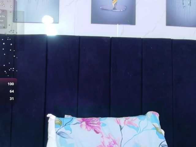 innocenthazel live cam on BongaCams