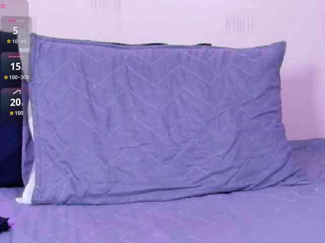 innocenthazel webcam