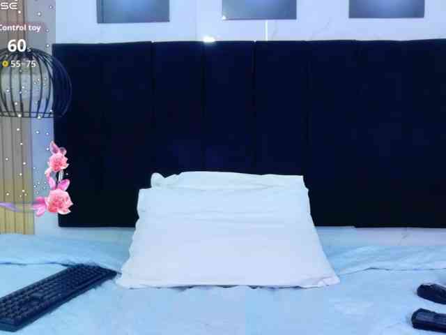 innocenthazel's live room