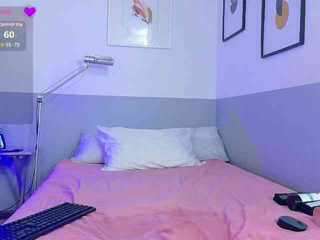 innocenthazel webcam