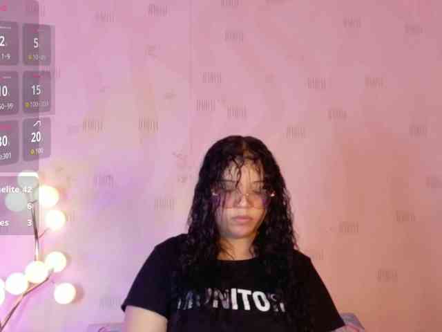 innocenthazel webcam