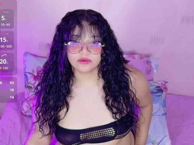 innocenthazel webcam