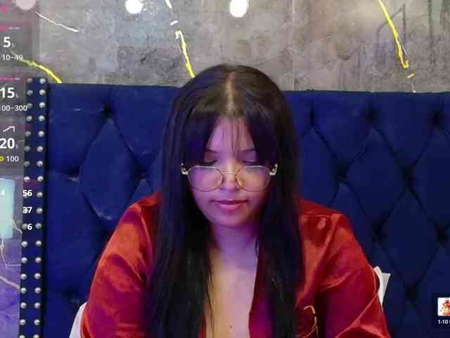 innocenthazel webcam