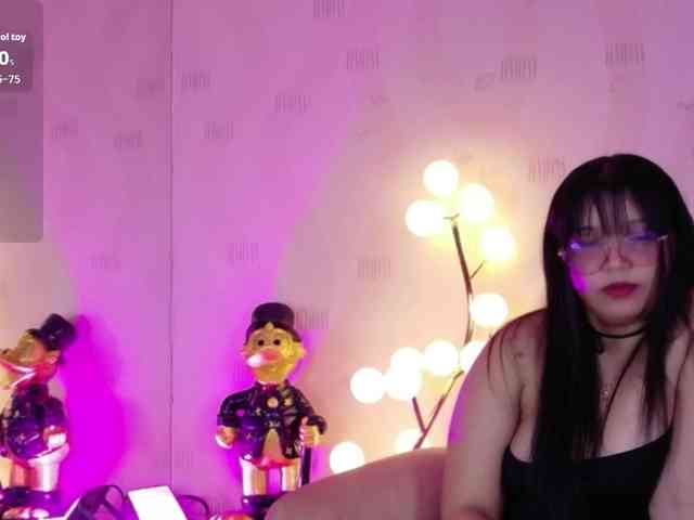 innocenthazel webcam