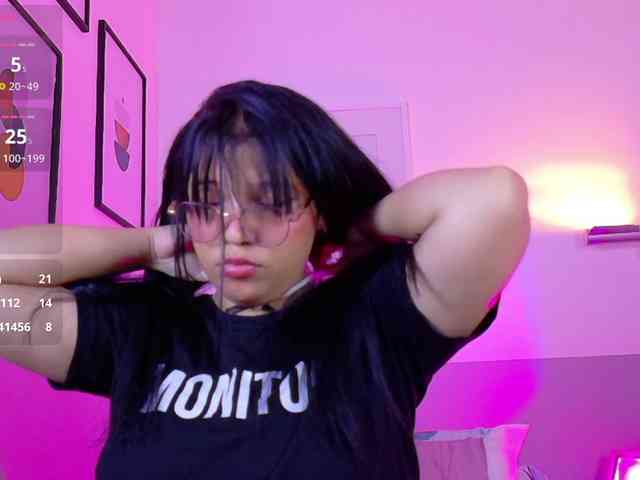 innocenthazel webcam