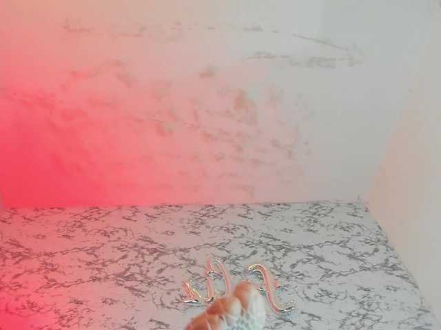 Preview of lili-taylor