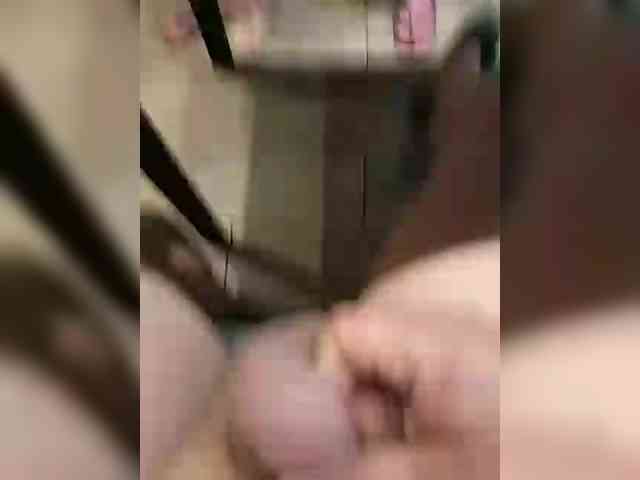 Vinpyh's cam show statistics and live stream