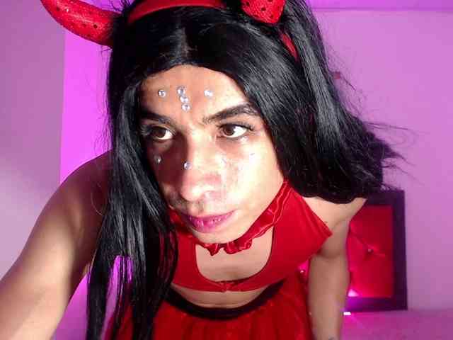 jhonnyyk Live Webcam on BongaCams