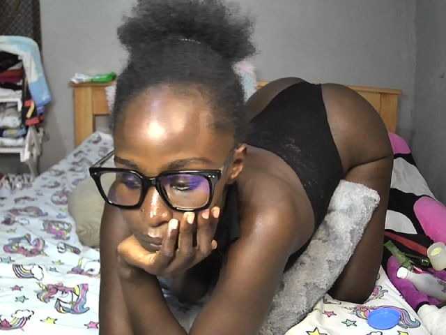 Pettite-Diofa live webcam show