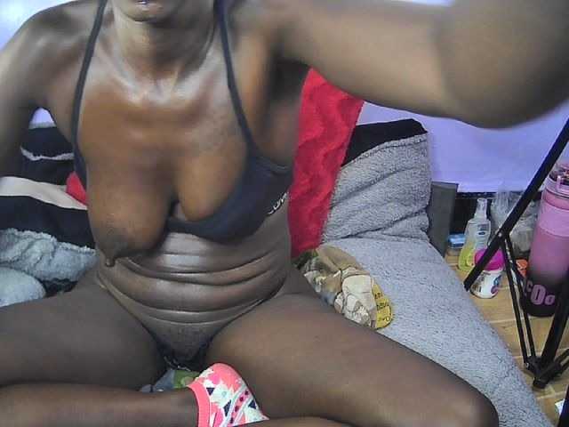 Pettite-Diofa live cam preview