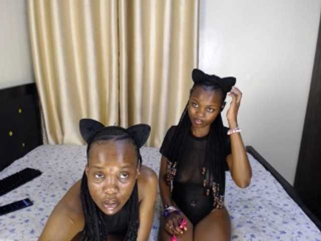 Camilafire4 live cam on BongaCams