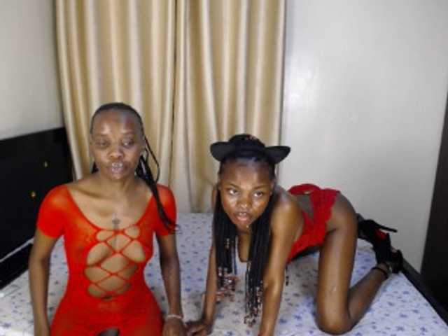 Camilafire4 live cam on BongaCams