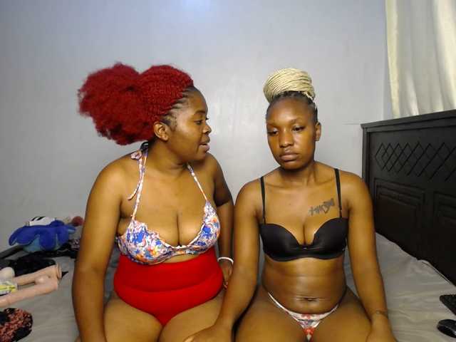 Camilafire4 live cam on BongaCams