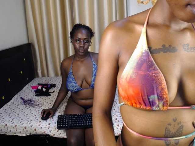 Camilafire4 live cam on BongaCams