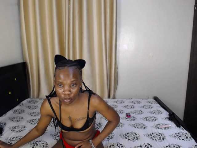 Camilafire4 webcam model