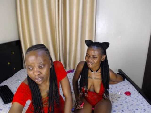 Camilafire4 live cam on BongaCams