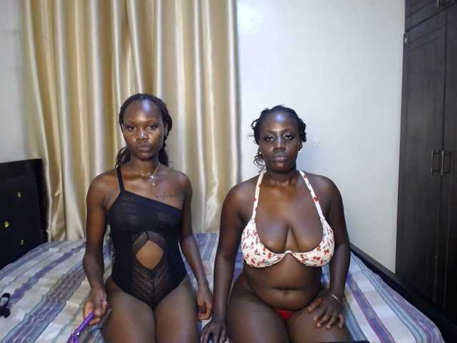 Camilafire4 live cam on BongaCams