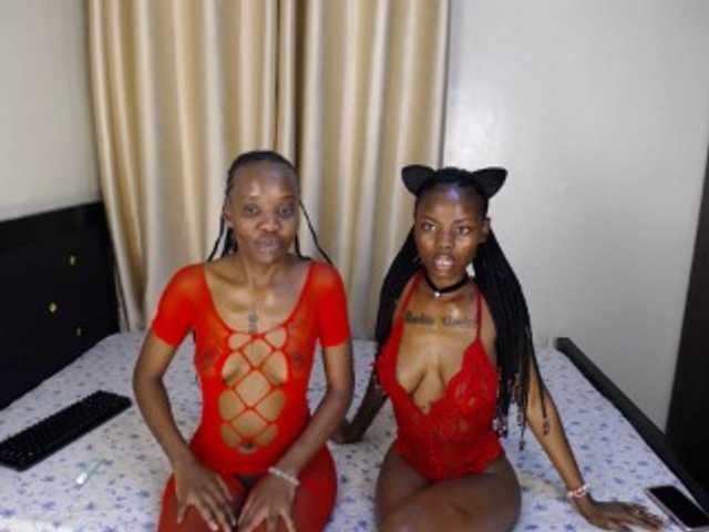 Camilafire4 live cam on BongaCams
