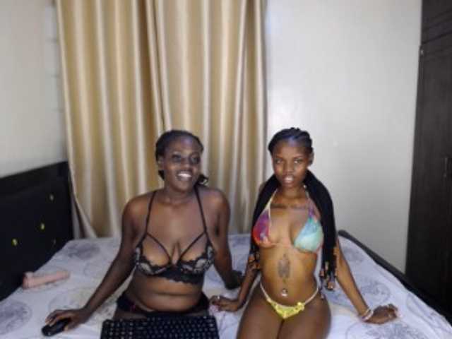 Camilafire4 live cam on BongaCams