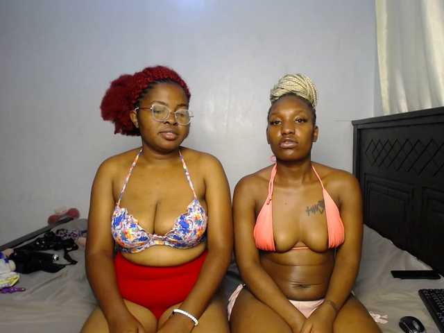 Camilafire4 live cam on BongaCams