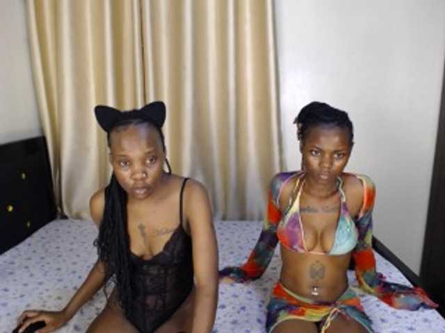 Camilafire4 live cam on BongaCams