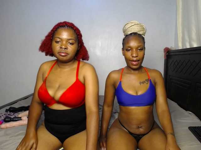 Camilafire4 live cam on BongaCams