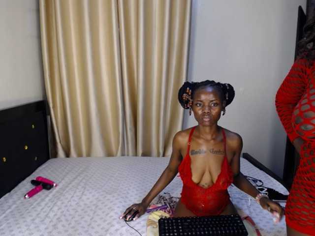 Camilafire4 live cam on BongaCams