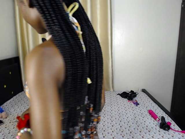 Camilafire4 live cam on BongaCams