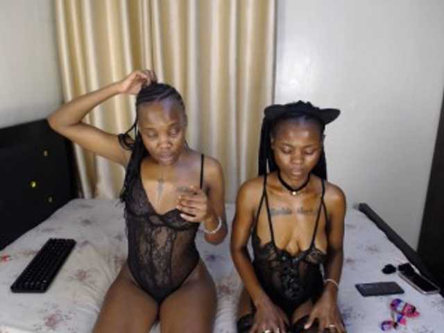 Camilafire4 live cam on BongaCams