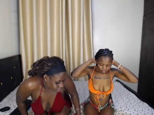 Camilafire4 live cam on BongaCams