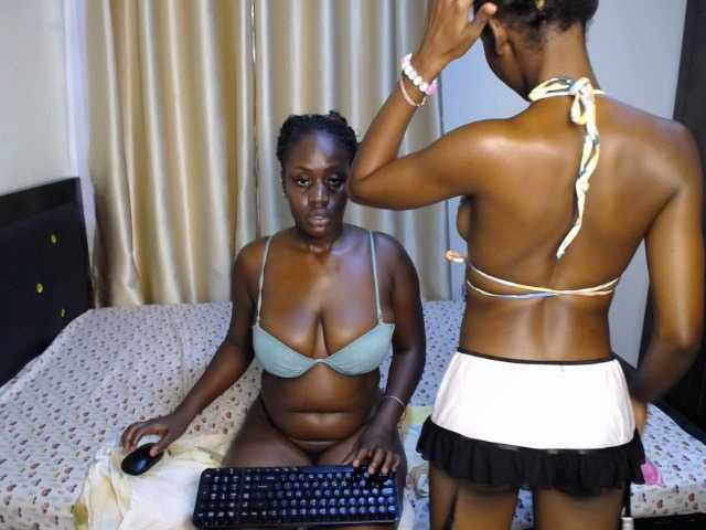 Camilafire4 live cam on BongaCams