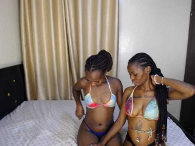 Camilafire4 live cam on BongaCams