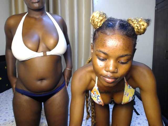 Camilafire4 live cam on BongaCams