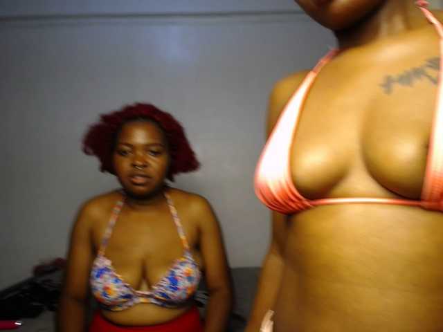 Camilafire4 live cam on BongaCams