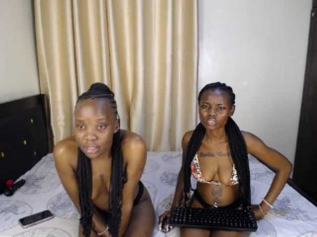 Camilafire4 live cam on BongaCams