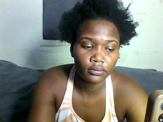 Ebonywaffle's Live Webcam