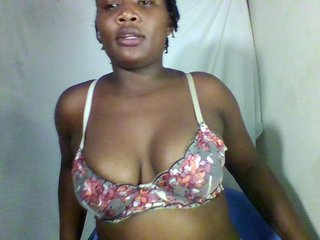 Ebonywaffle's Live Webcam