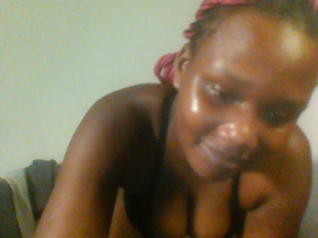 Ebonywaffle live cam on BongaCams