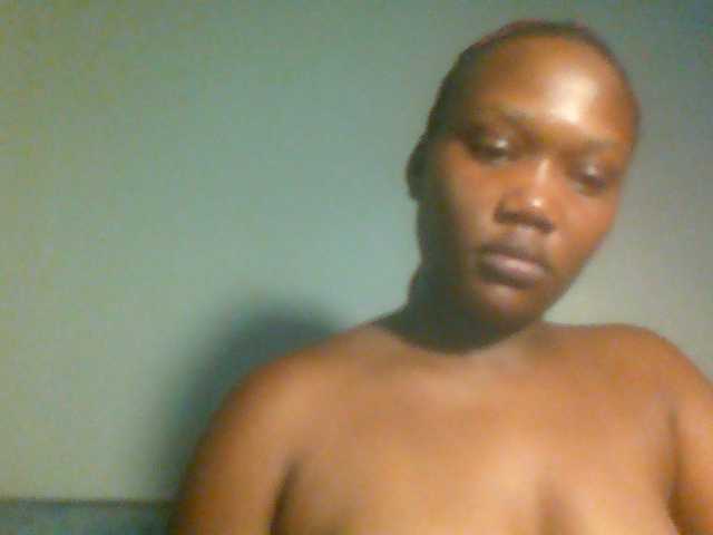 Ebonywaffle live cam on BongaCams