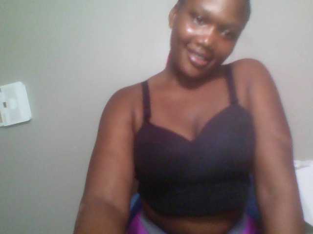 Ebonywaffle live cam on BongaCams