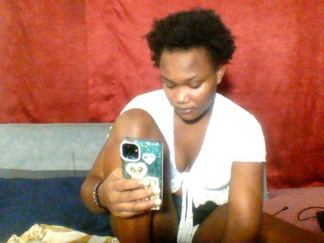 Ebonywaffle live cam on BongaCams