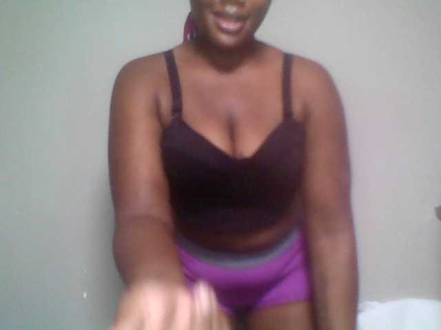 Ebonywaffle live cam on BongaCams