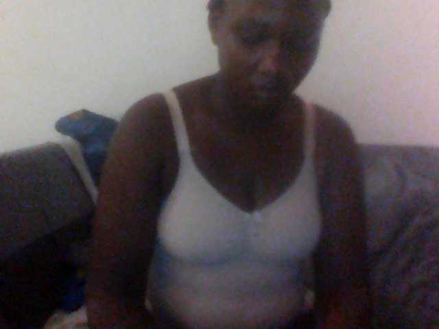 Ebonywaffle live cam on BongaCams