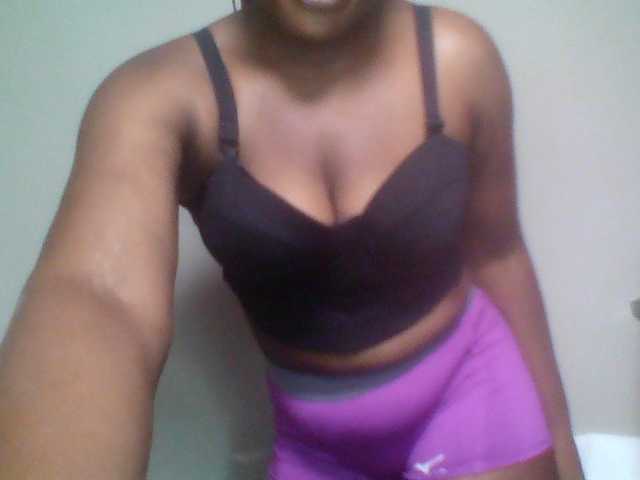 Ebonywaffle live cam on BongaCams
