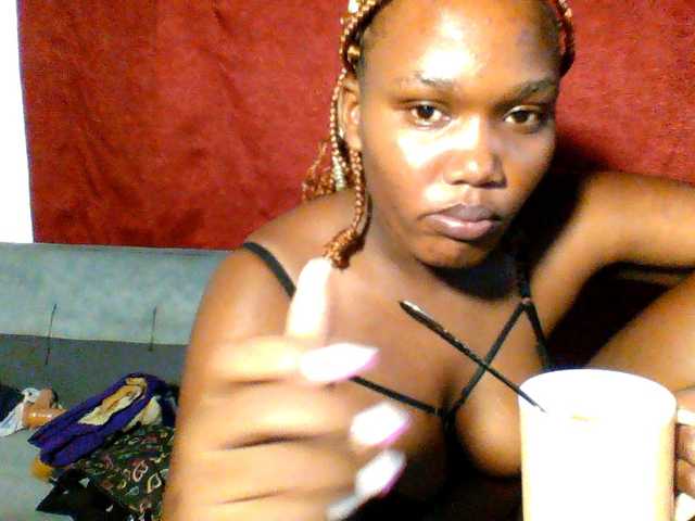 Ebonywaffle live cam on BongaCams