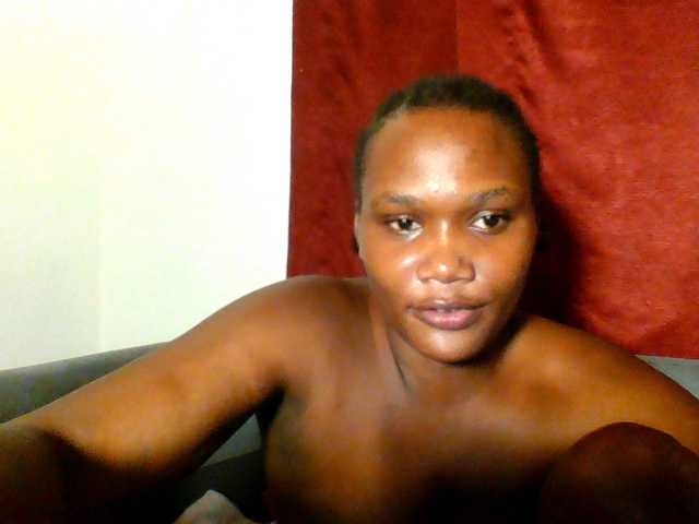 Ebonywaffle live cam on BongaCams