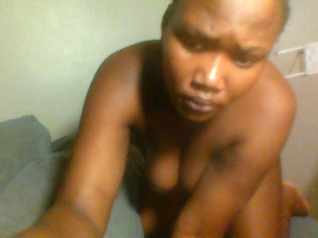 Ebonywaffle live cam on BongaCams