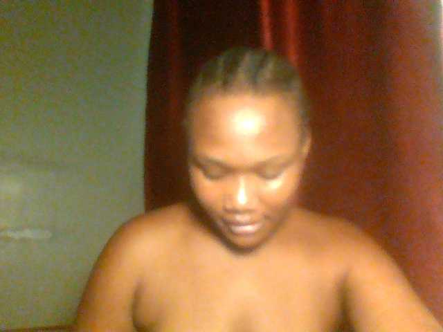 Ebonywaffle live cam on BongaCams